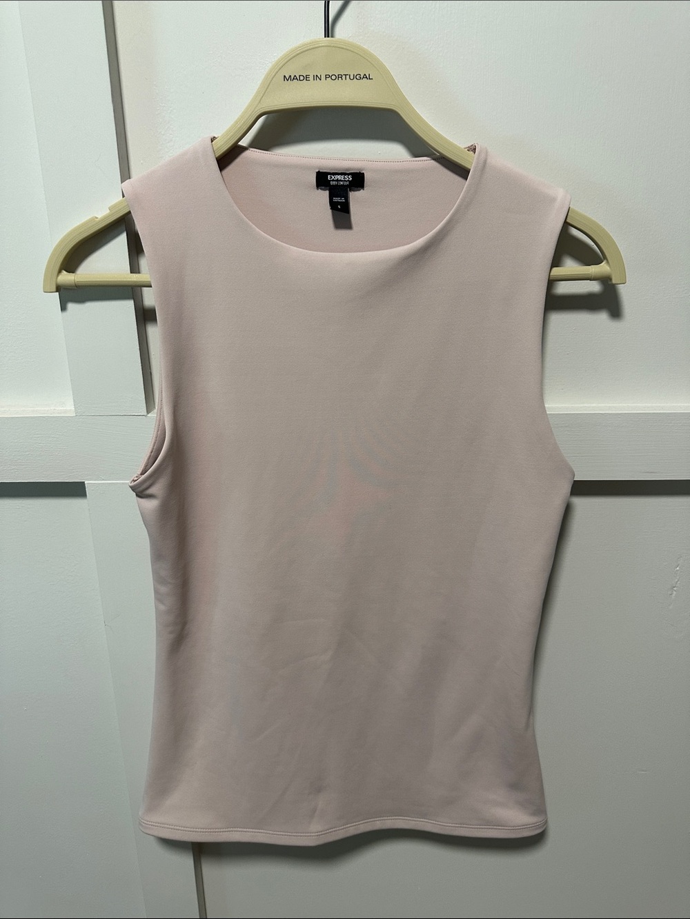 Express Sleeveless Crewneck Tank - Light Blush